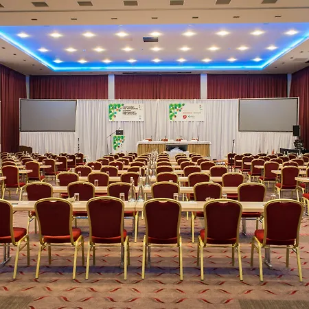 Radisson Blu Hotel, Cork ホテル Carrigtohill