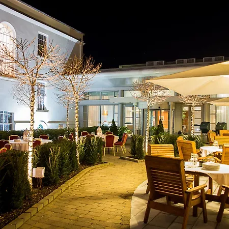 Radisson Blu Hotel, Cork 4* Carrigtohill