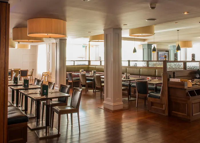 Отель Radisson Blu Hotel, Cork 4*