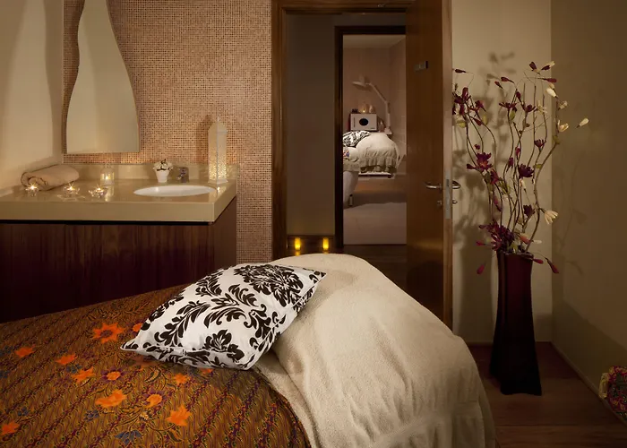 Hotell Radisson Blu Hotel, Cork 4*