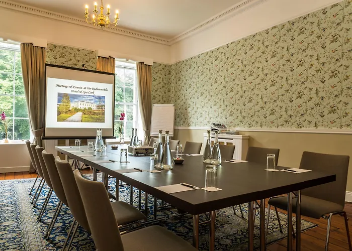 Radisson Blu Hotel, Cork 4*